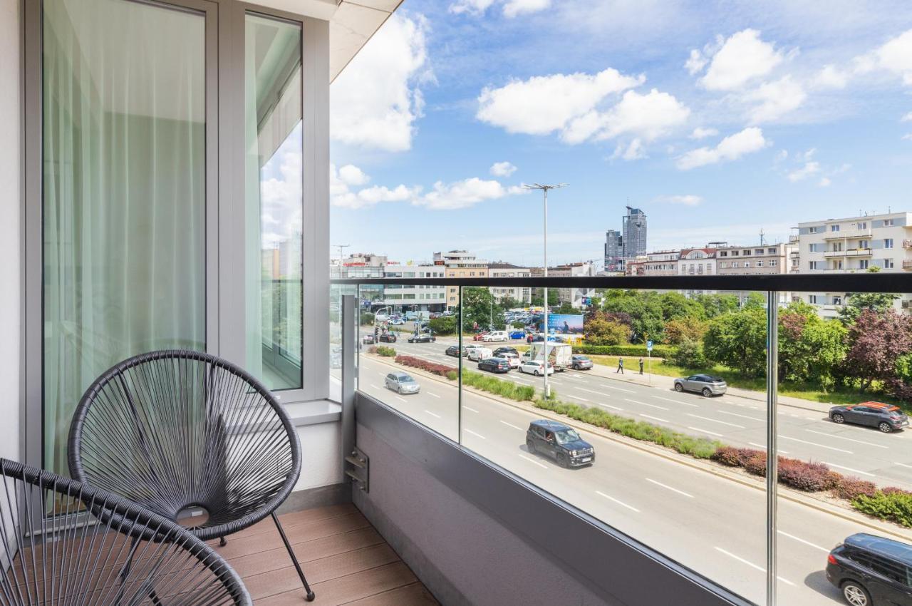 Apartament Vespa Beach Nearby By Noclegi Renters Gdyně Exteriér fotografie